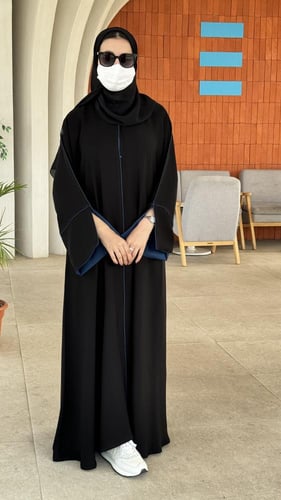 عباية وفاء ازرق