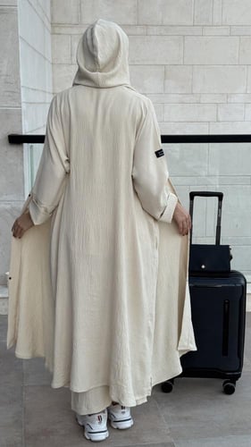 عباية سفر بيج قبعة