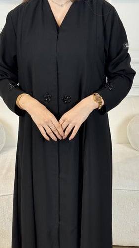 عباية حسناء