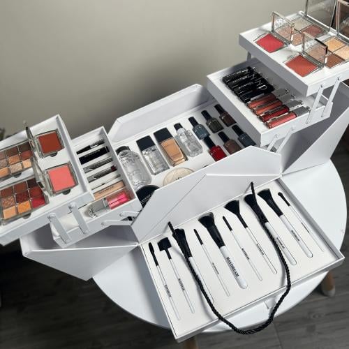 بوكس مكياج 49 قطعة ماي دريم