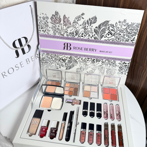 بوكس مكياج روز بيري لإطلاله فاتنة تميزي وخلي إطلال...