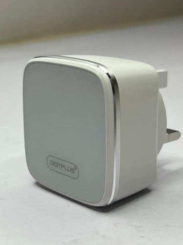 راس شاحن دبل يو اس بي