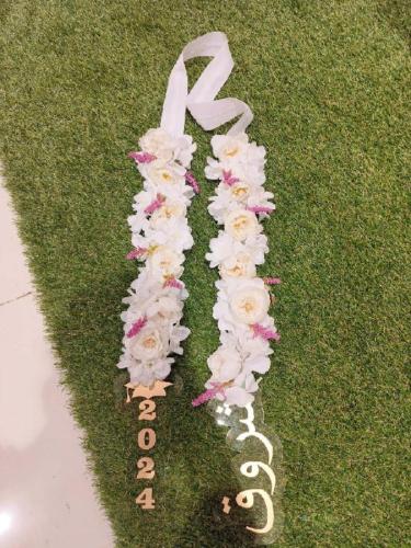 عقد الورد للتخرج 2024