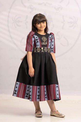 فستان يوم التأسيس