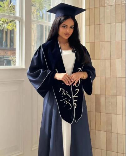 عبايات تخرج 2025 لاجمل خريجات