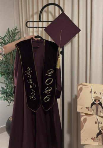 عبايات تخرج ليلكي 2026