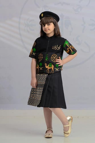 طقم تيور بتطريز جمال وهوية التأسيس