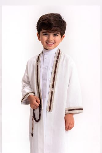 دقلة العيد مزينة بياقة طولية مطرزة