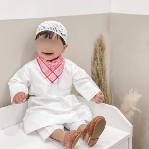 ثوب اطفال مع مريوله الشماغ