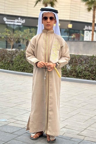 دقلة لنن بتطريز أسود