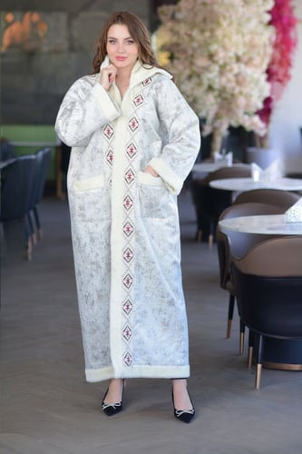 فروه شتوية أبيض مع السدو