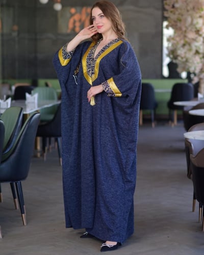 بشت الأناقة الشتوي كحلي