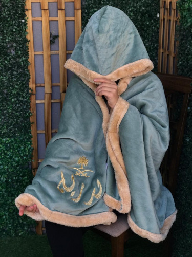 وشاح نسائي شتوي