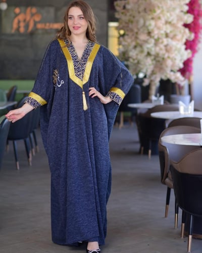 بشت الأناقة الشتوي كحلي