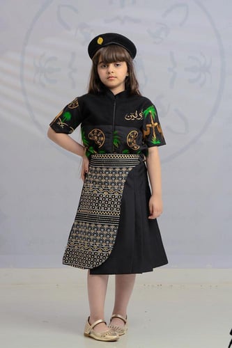 طقم تيور بتطريز جمال وهوية التأسيس