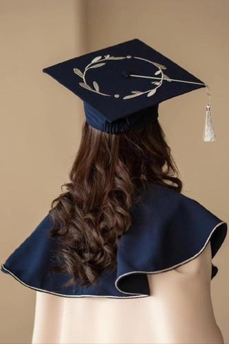 عبايات تخرج