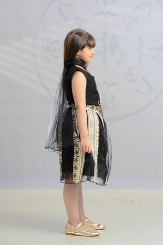 فستان يوم التأسيس