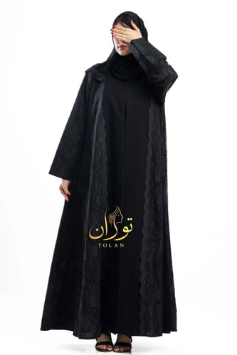 عباية ظلال بتل اسود مطرز