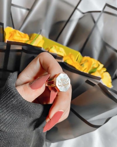 خاتم بالاسم من الصدف الطبيعي شكل سداسي