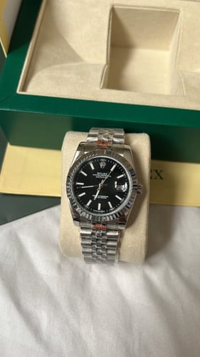 ساعة رولكس مقاس 36 بطارية