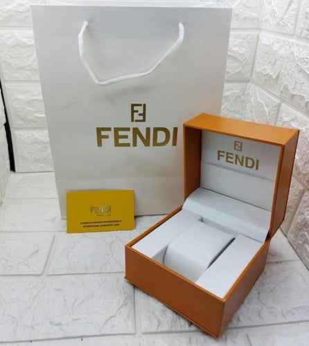 ساعة فندي FENDI