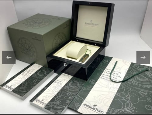 ساعة ادميرز AP نسائي هاي كوالتي