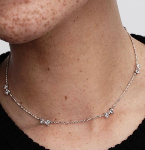 Bow Station Chain Necklace