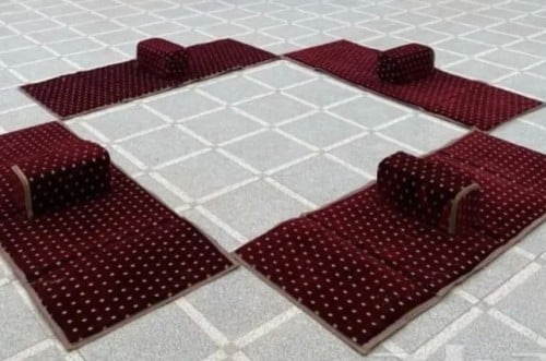 جلسة مدات طقم
