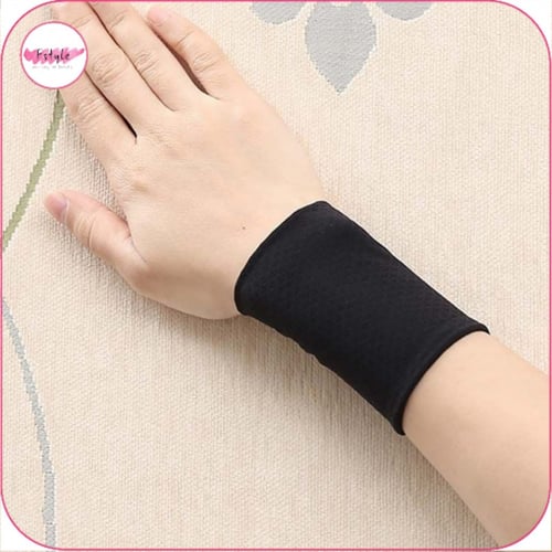 ربطة معصم رياضية اسود قطعتين