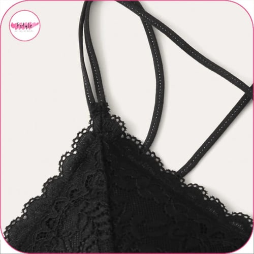 صدرية بتصميم دانتيل مزهر بشكل متقاطع