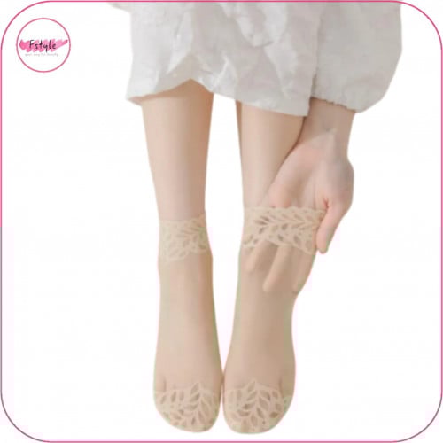 جوارب شفاف دانتيل