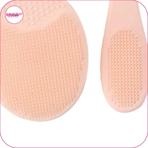 فرشاة السيليكون لتنظيف الانف والبشرة ملمس خفيف