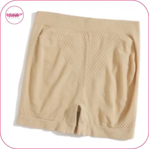 شورت رياضي ملمس ناعم وخفيف