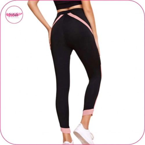 ليقنز رياضي بألوان متداخلة ومتناسقة