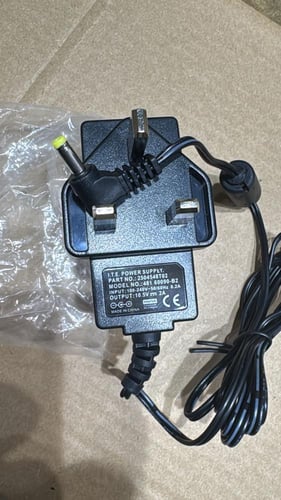 شاحن سيبورا تترا Sepura TETRA سيبورا Sepura لـ STP...