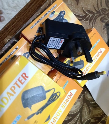 شاحن ومحول 9 فولت كاميرات اجهزة 2 امبير التيار الك...