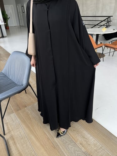 عبايه قماش نواعم نص كلوش سفطه أمام وخلف A017