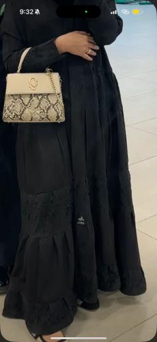 عبايه مسرة مقاس 52