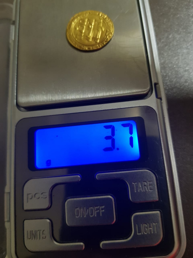 دينار عباسي ذهب الخليفة الراضي سنة 324 ضرب الاهواز وزن 3.7 جرام