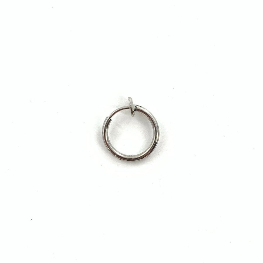 (Non-Piercing) Spring Clip on