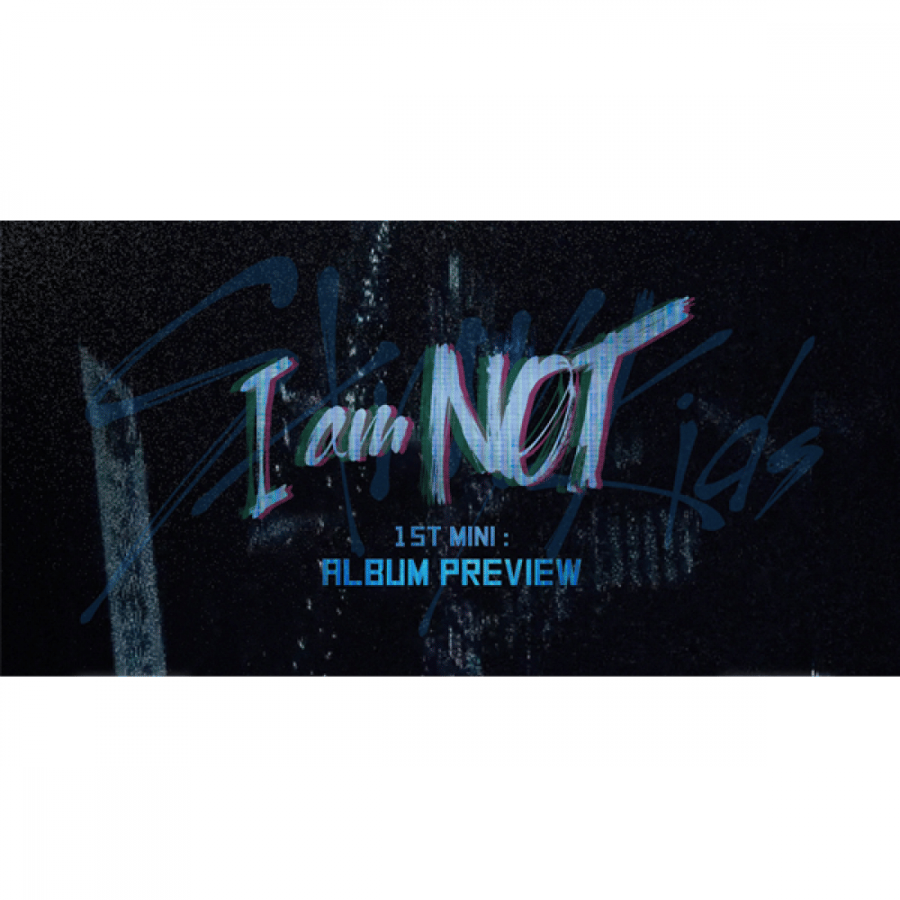 Stray Kids - Debut Album I am NOT (Random Ver)