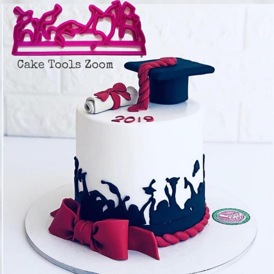 Graduates' cutter