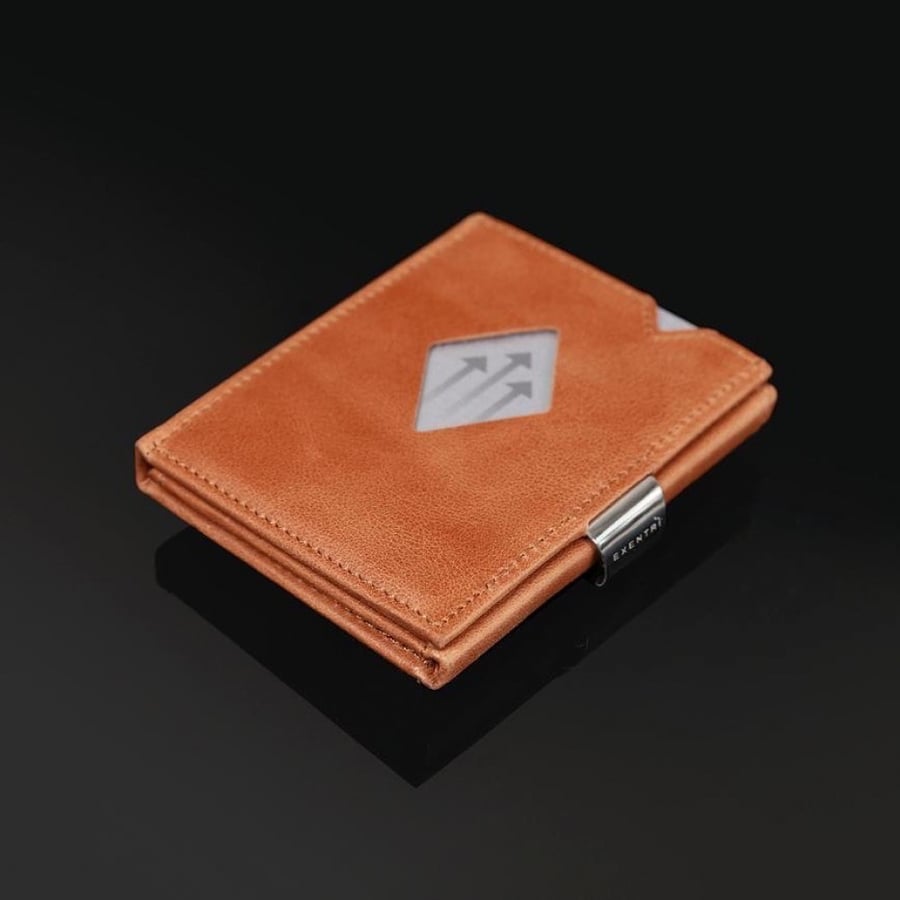 محفظة اكسنتري  Cognac