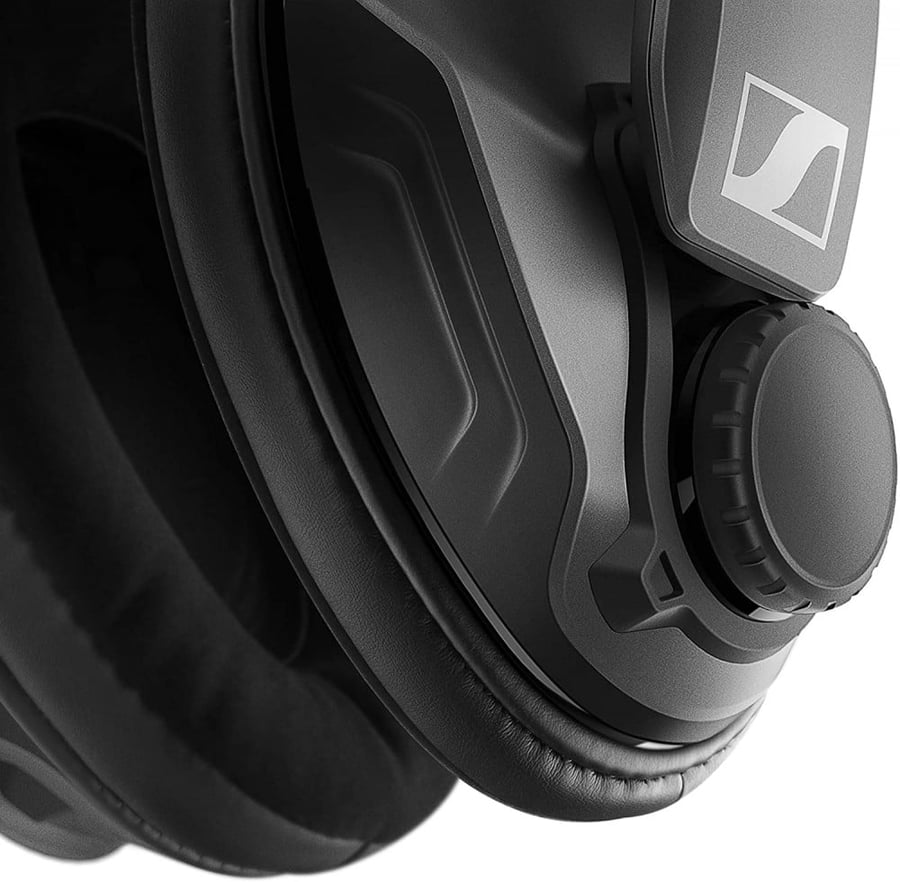 سماعة راس بلوتوث - Sennheiser GSP 370 Over-Ear Wireless Gaming Headset, Low-Latency Bluetooth,Noise-Cancelling Mic, Flip-to-Mute, Audio Presets - PC, Mac, Windows, and PS4 Compatible - Black