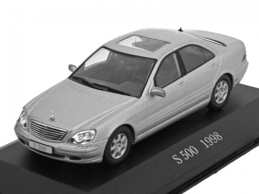 Mercedes-Benz S500 S Class W220 model 1998, silver, 1:43 IXO CK9991556
