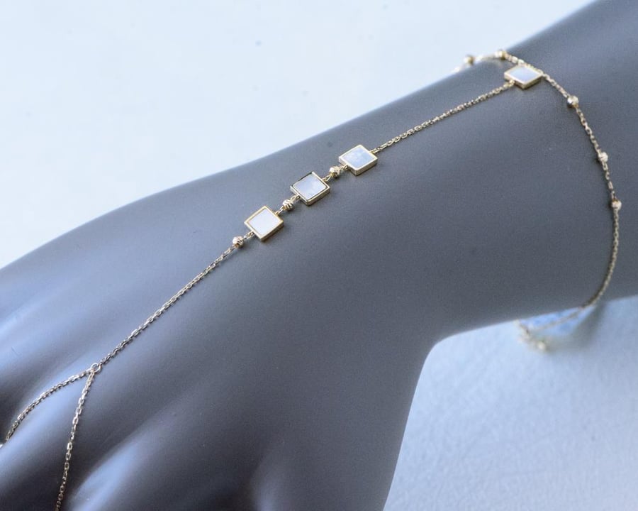 18k gold palm