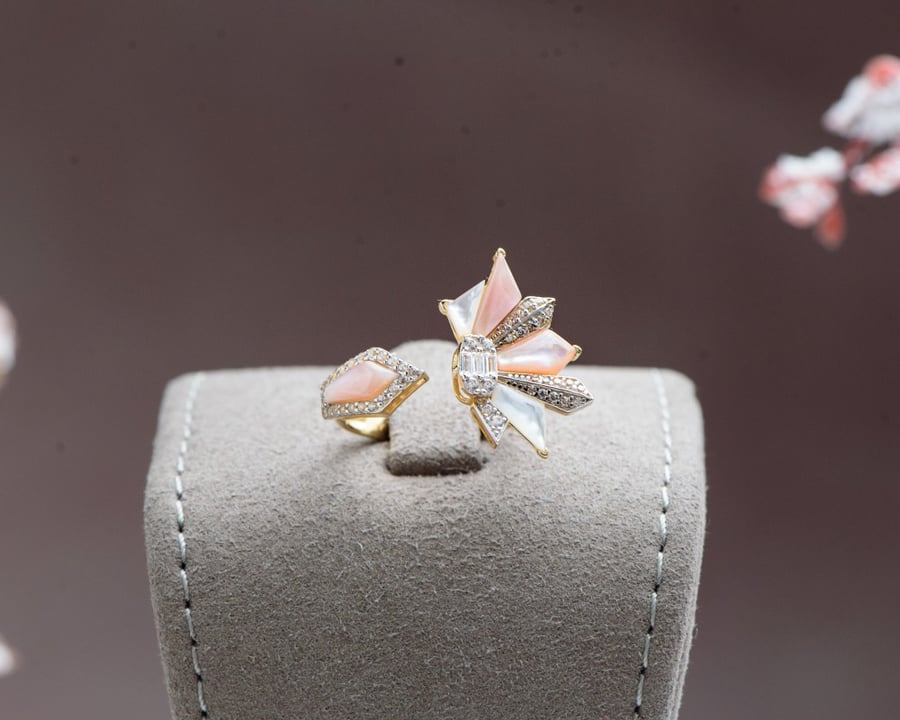 18k gold ring
