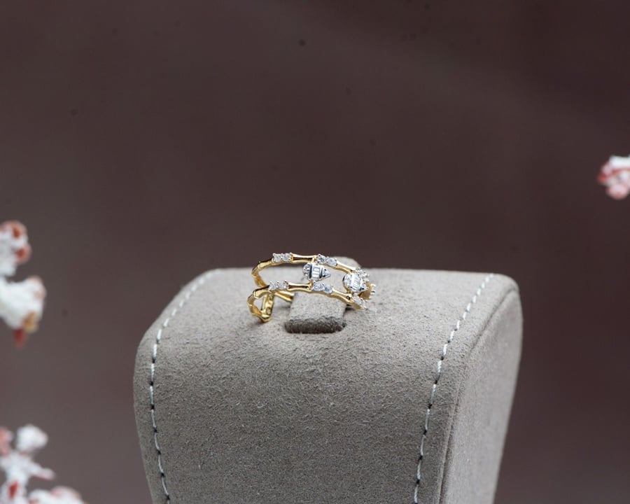 18k gold ring