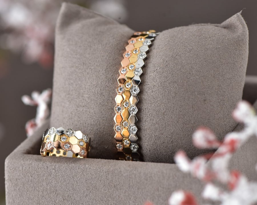 18k gold bracelet and ring set