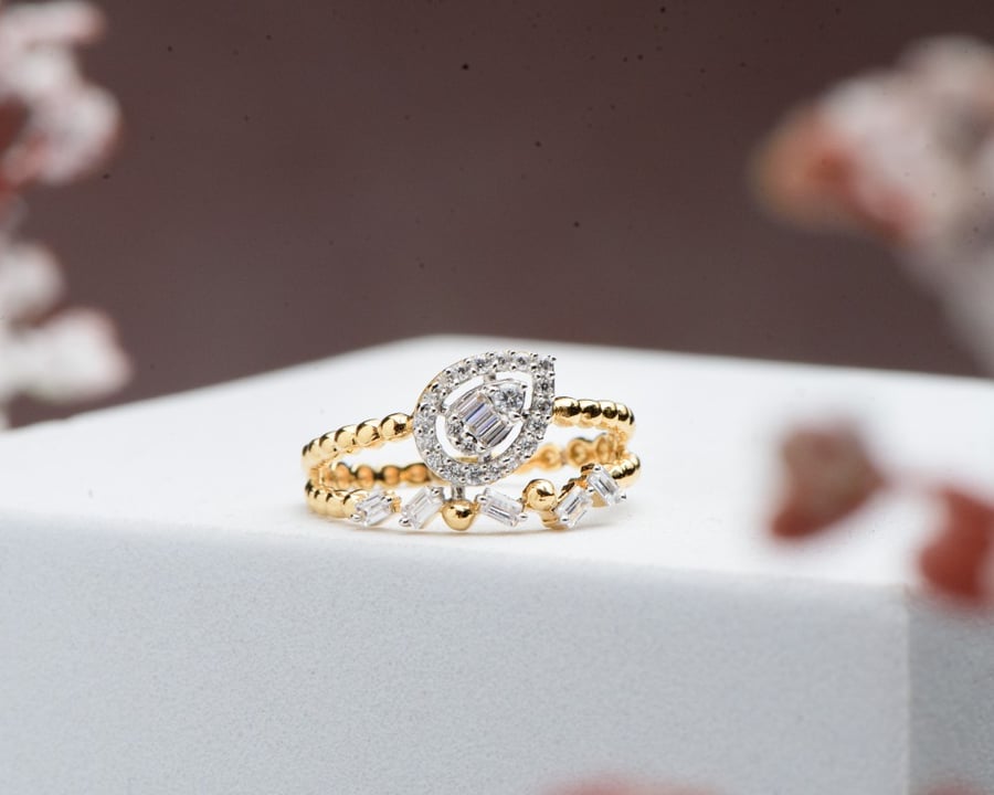 18k gold ring